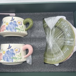 Vintage Oil Painting Coffee Cup And Saucer Set Ceramic Green And Pink Butterfly Double Cup Gift Box