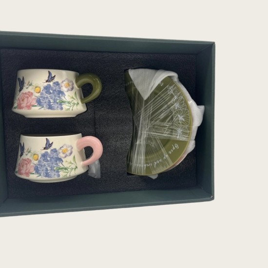 Vintage Oil Painting Coffee Cup And Saucer Set Ceramic Green And Pink Butterfly Double Cup Gift Box Vintage Oil Painting Coffee Cup And Saucer Set Ceramic Green And Pink Butterfly Double Cup Gift Box